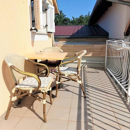 Amore House With Apartment อูมัค ภายนอก รูปภาพ