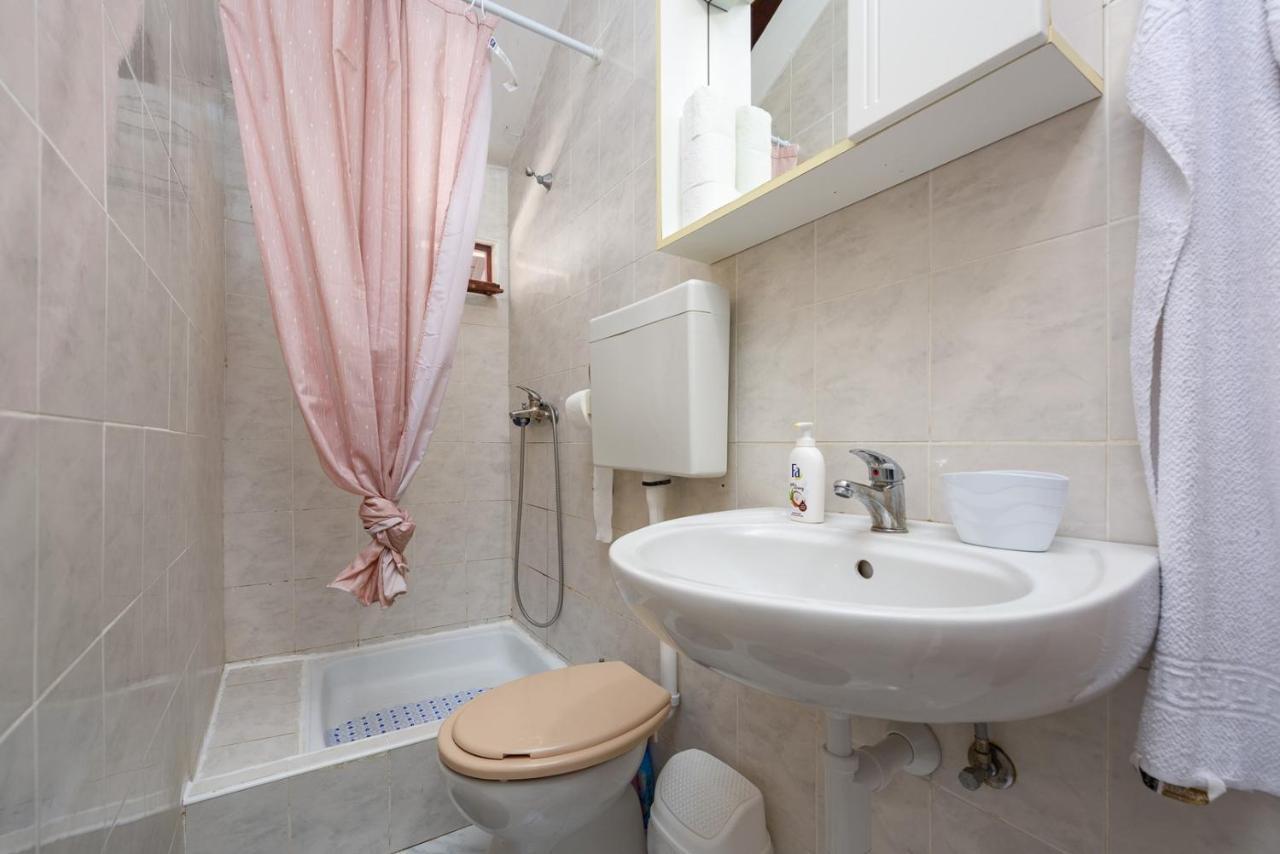 Amore House With Apartment อูมัค ภายนอก รูปภาพ