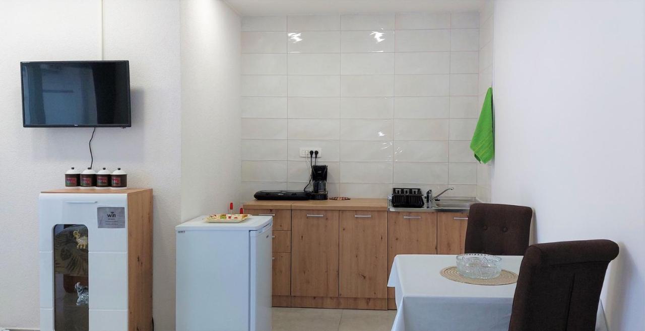 Amore House With Apartment อูมัค ภายนอก รูปภาพ