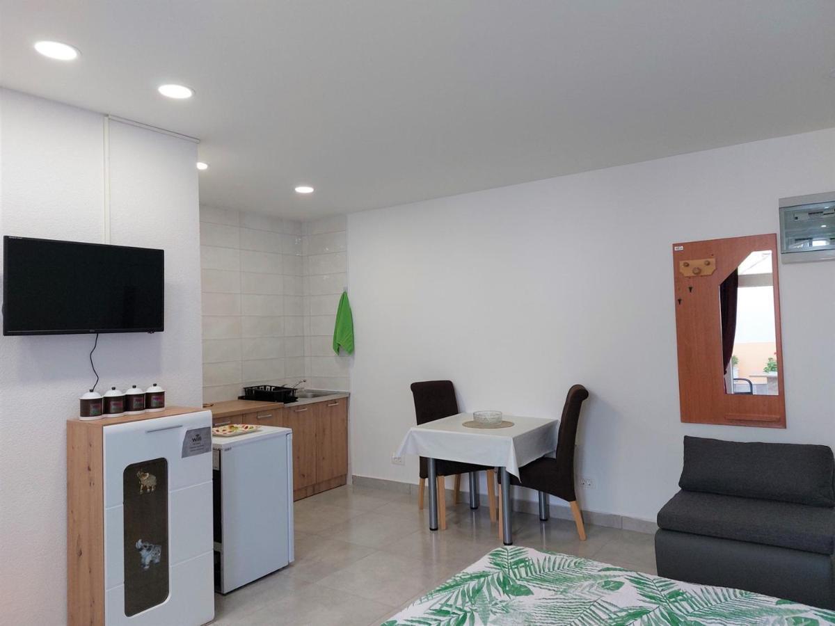 Amore House With Apartment อูมัค ภายนอก รูปภาพ